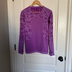Lululemon long sleeve 6